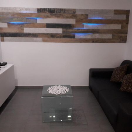 Ciudad De La Paz Apartment Madrid Exterior photo